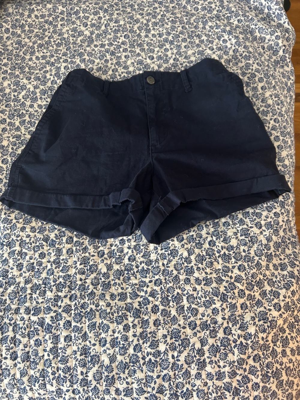 OG Old Navy chino shorts